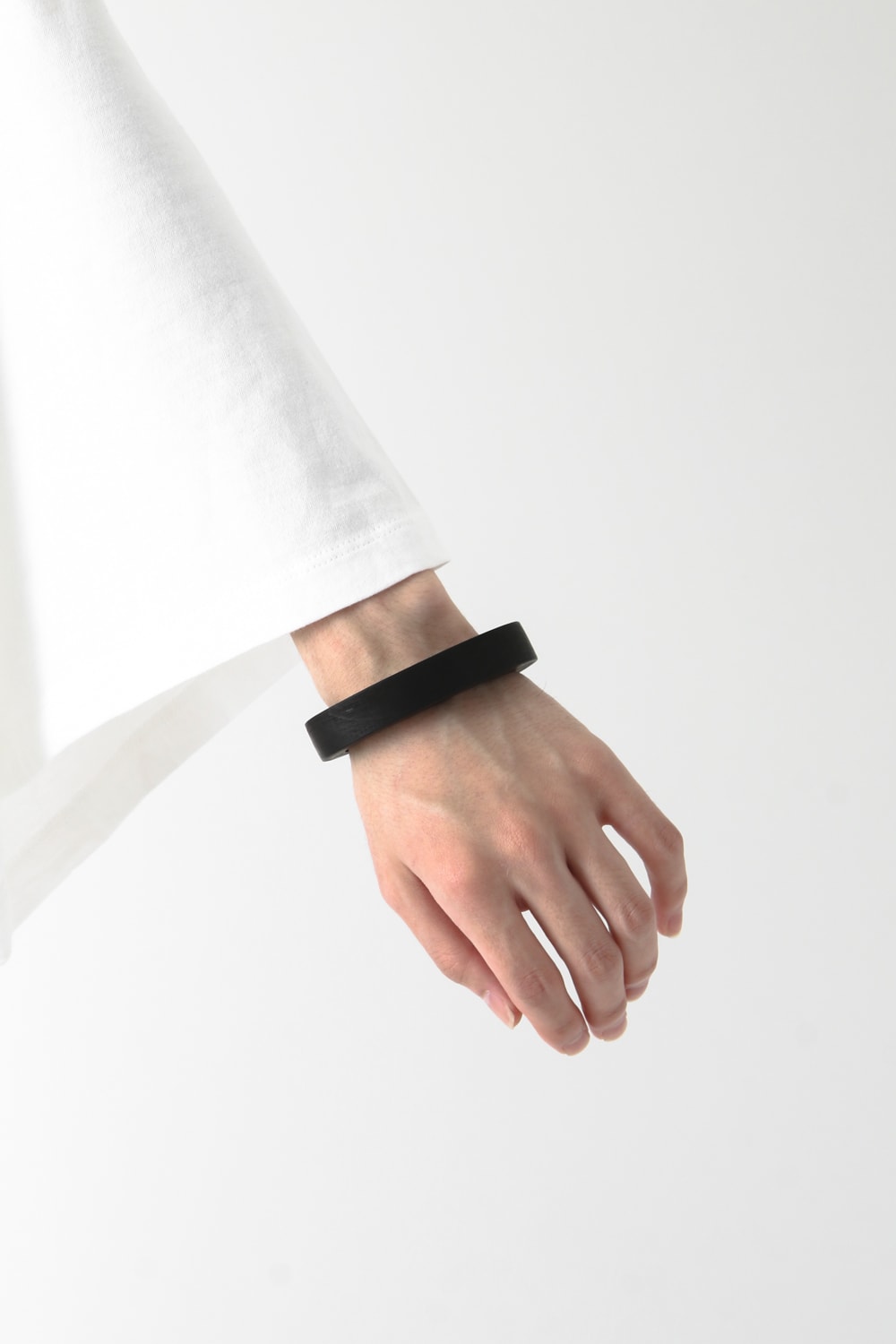 Parts of Four 17-18AW Crescent Crevice Bracelet 15mm KU