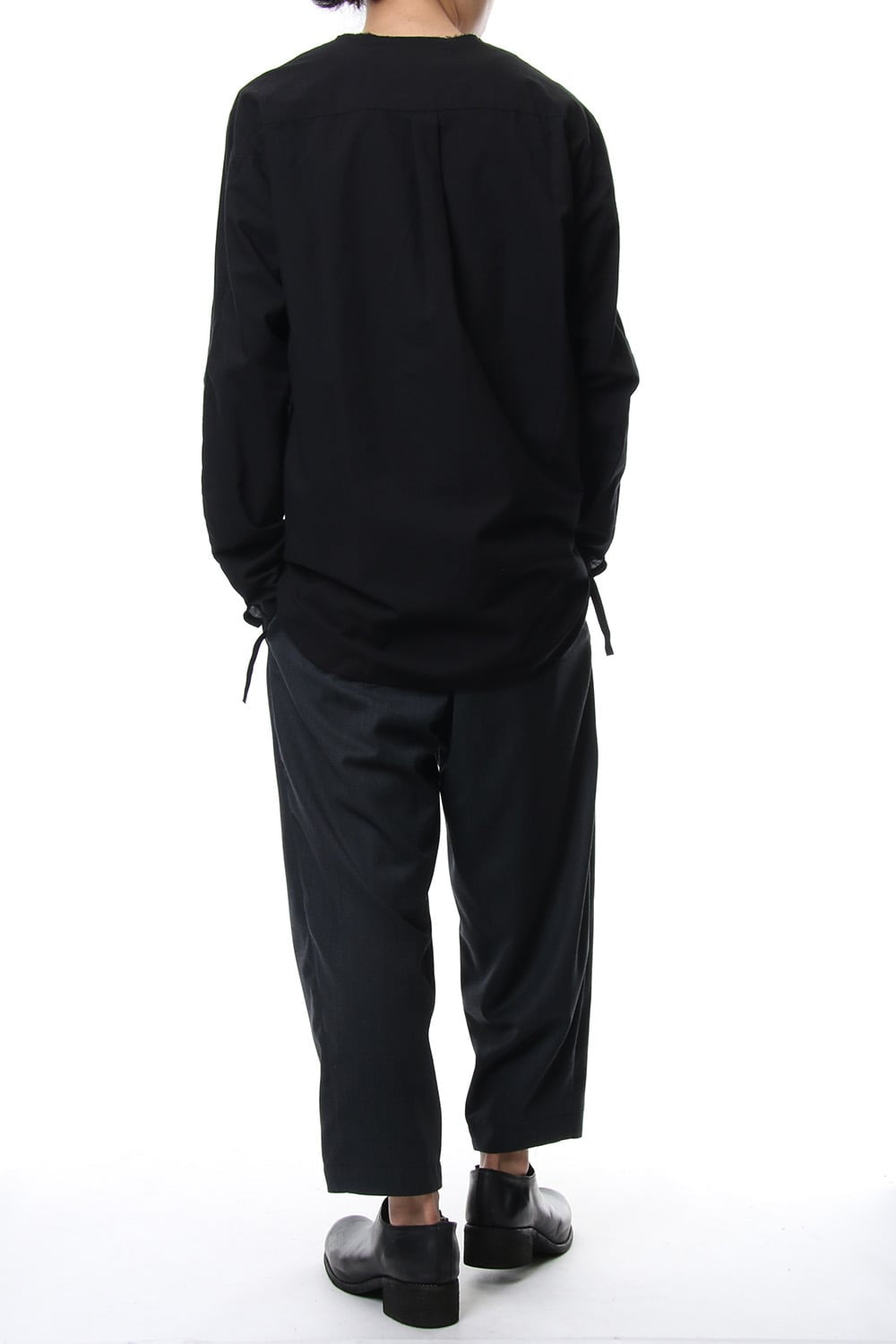 No color ribbon shirts Black