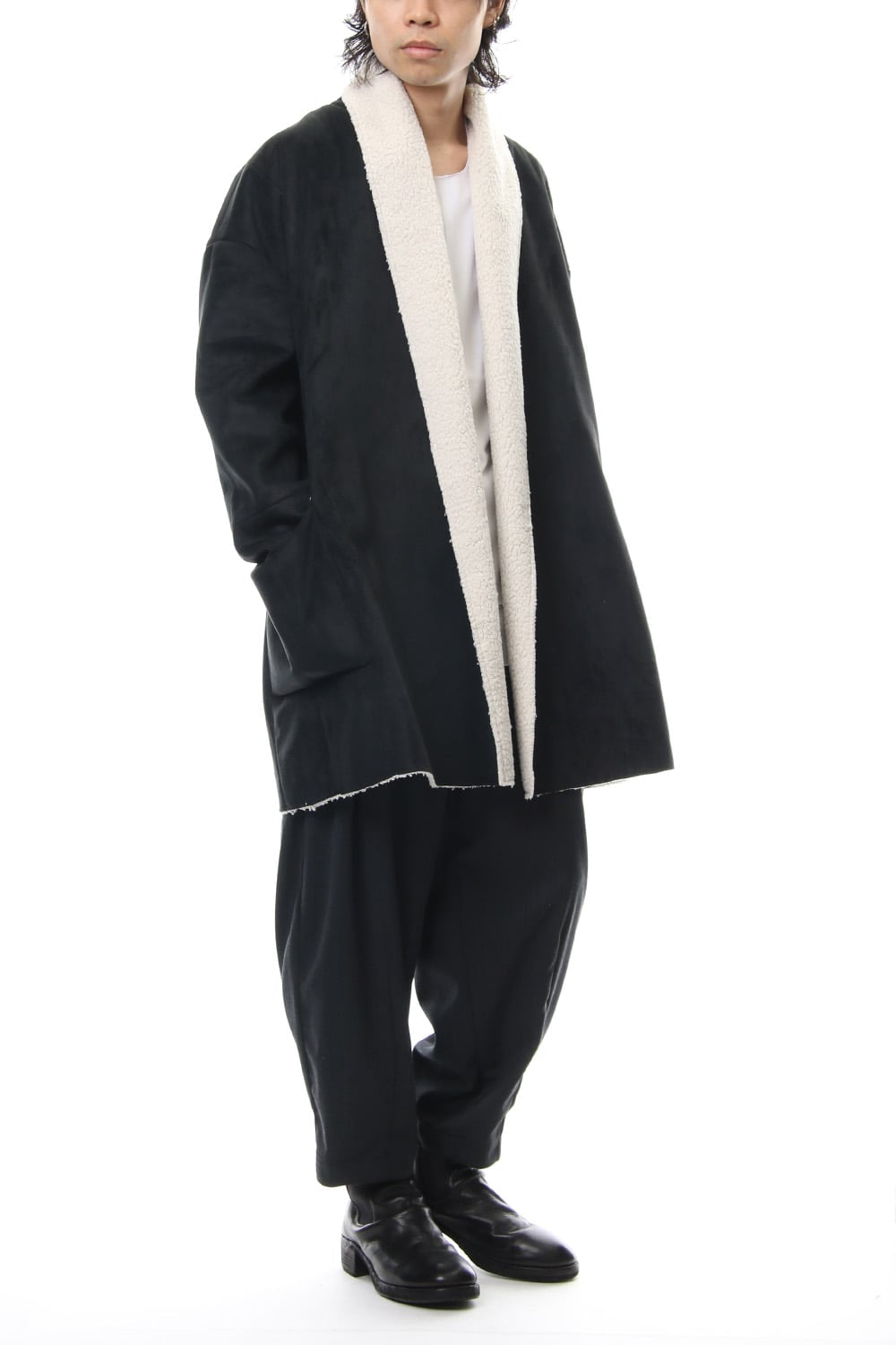 Fake Mouton Coat (SHORT) - blk/ecru