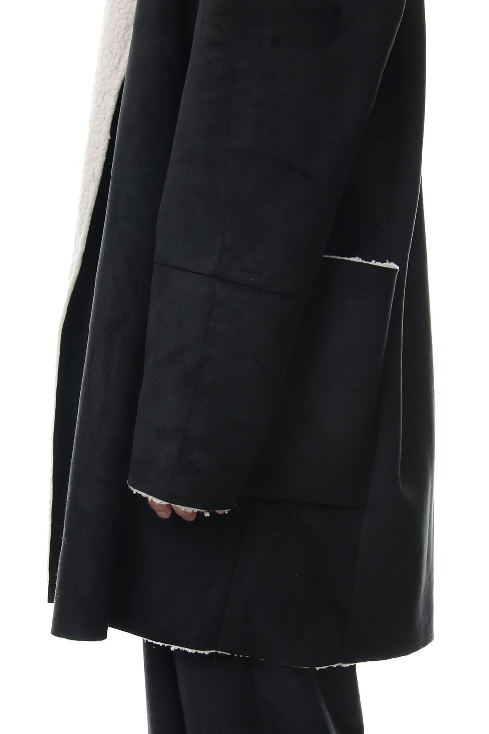 Fake Mouton Coat (SHORT) - blk/ecru