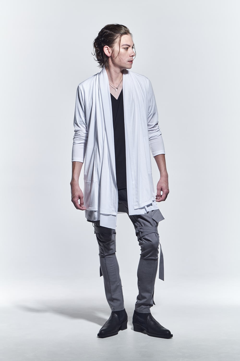 Layered Cardigan White & White