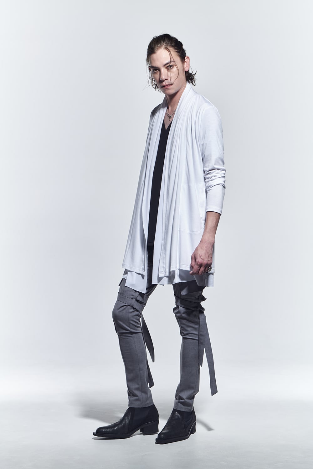 Layered Cardigan White & White