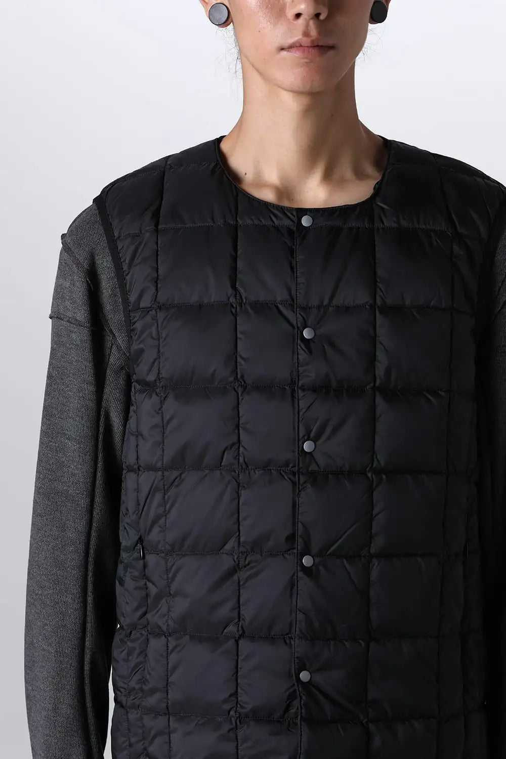 TAION × narifuri CREW NECK CYCLE DOWN VEST