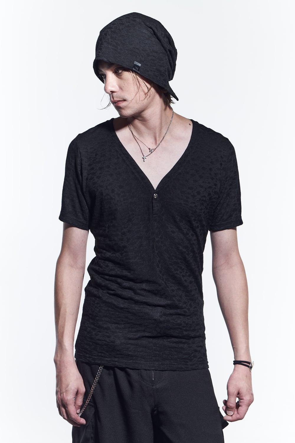 Henry V-Neck T-Shirts