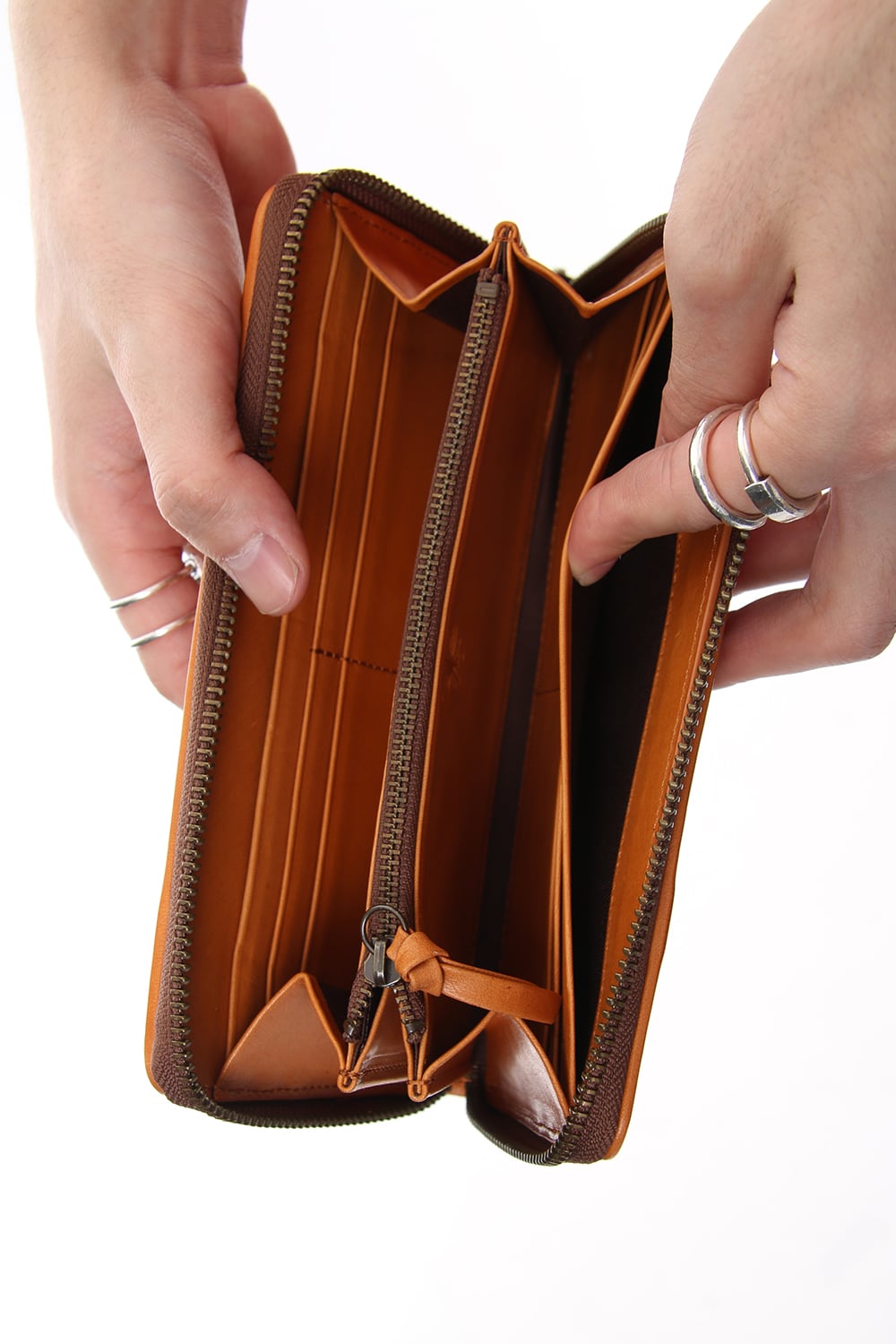 Invisible Long Wallet Camel