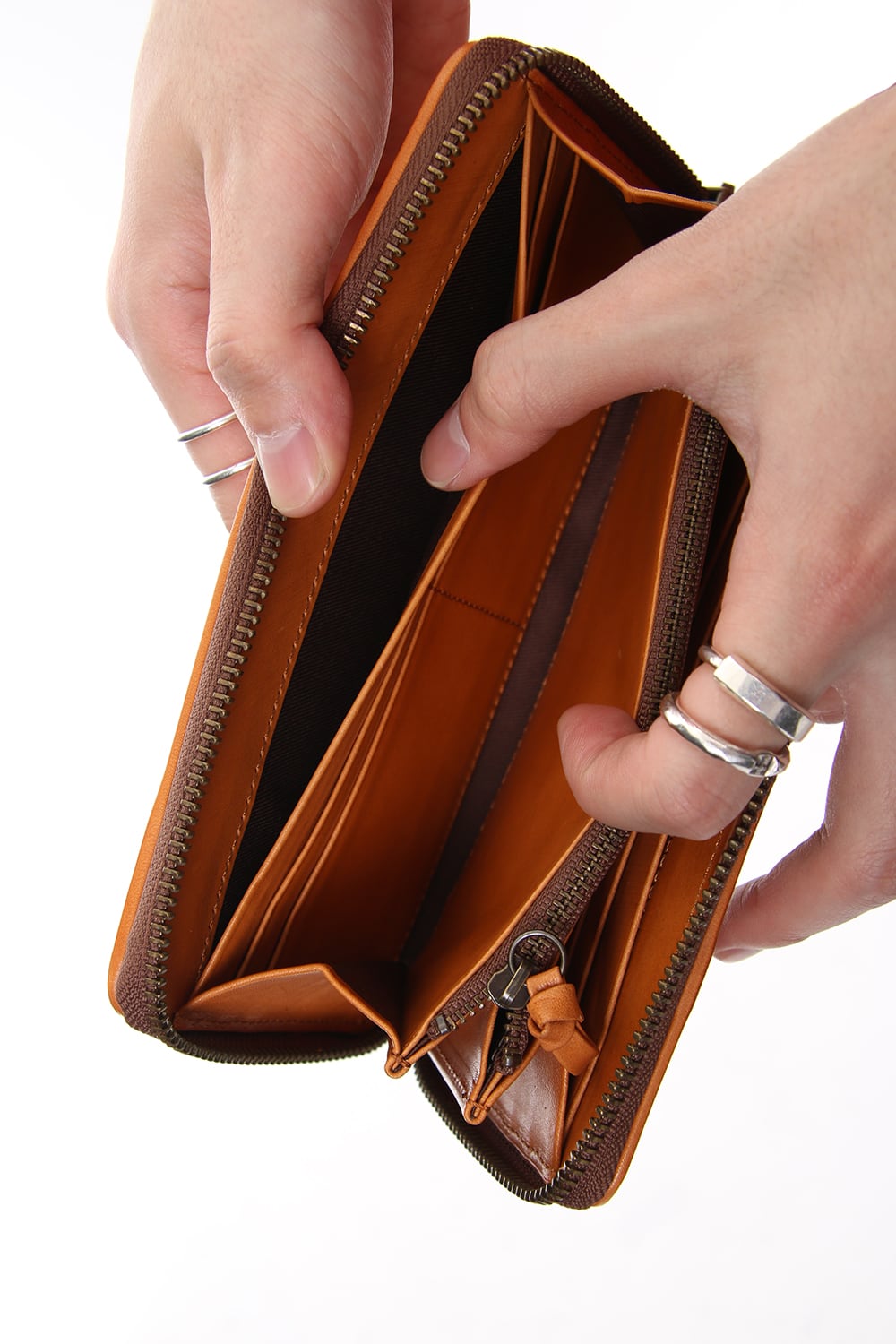 Invisible Long Wallet Camel