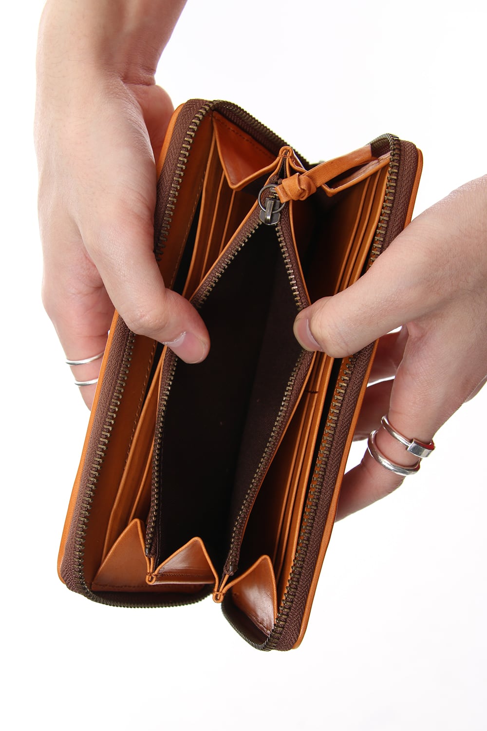 Invisible Long Wallet Camel