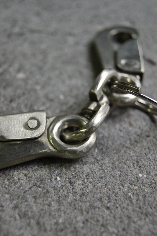 Parts of Four Mini Swivel Binding Clip