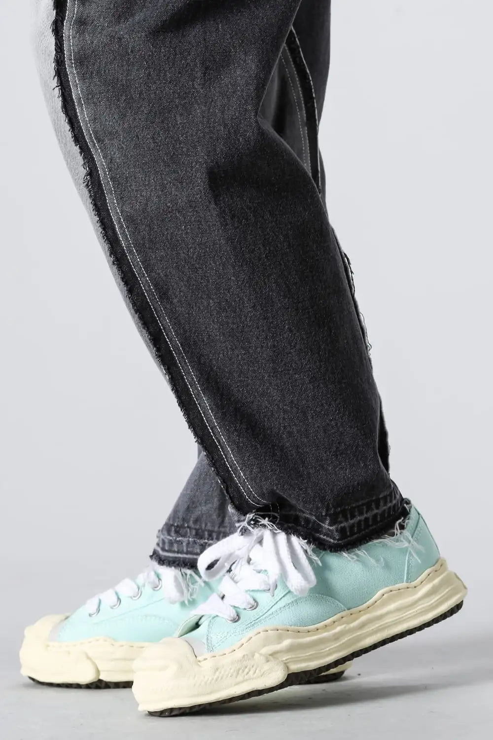 HANK Low Cut canvas Vintage like Sole Lt.Blue