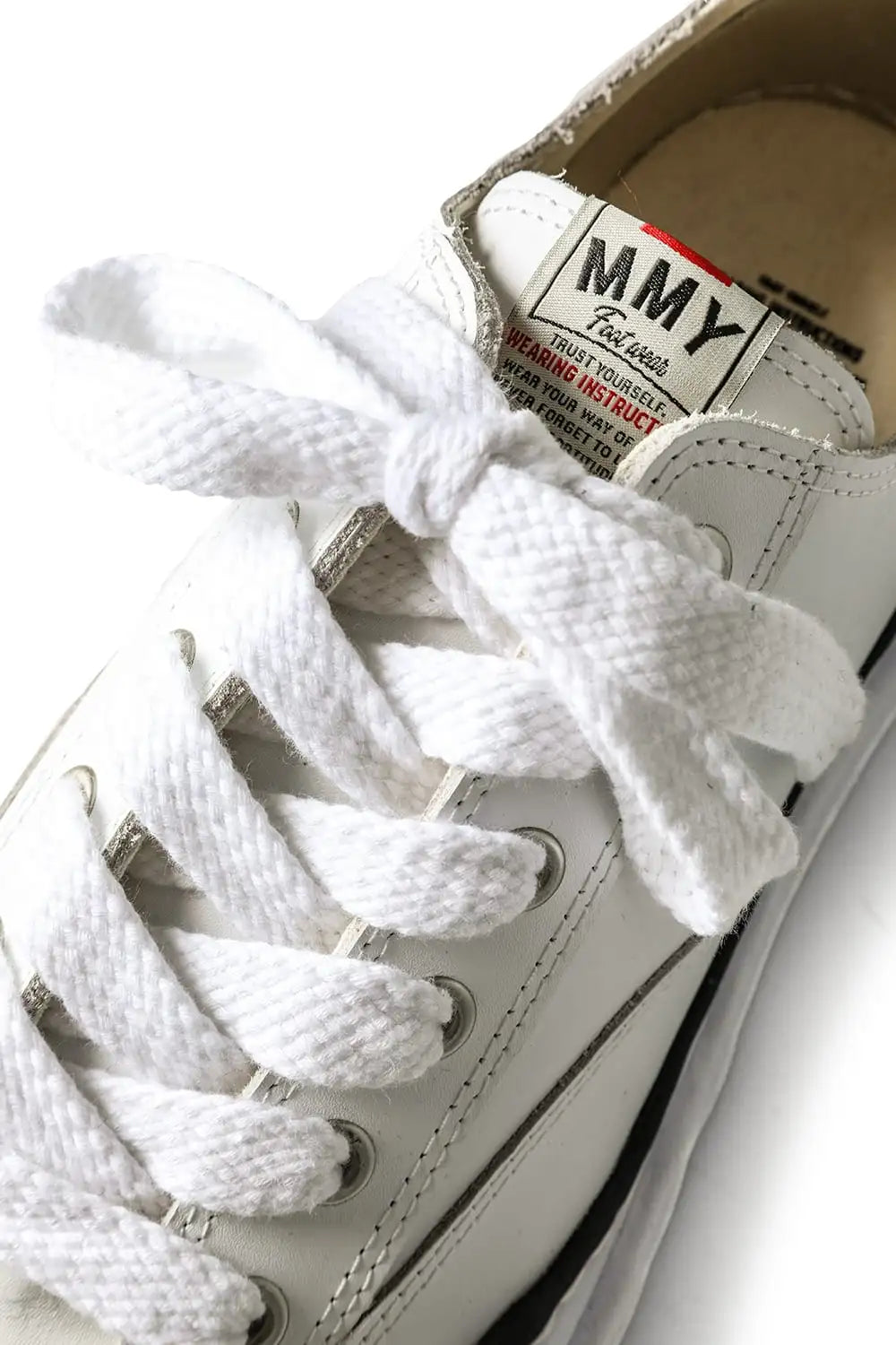 PETERSON leather low-top sneaker White