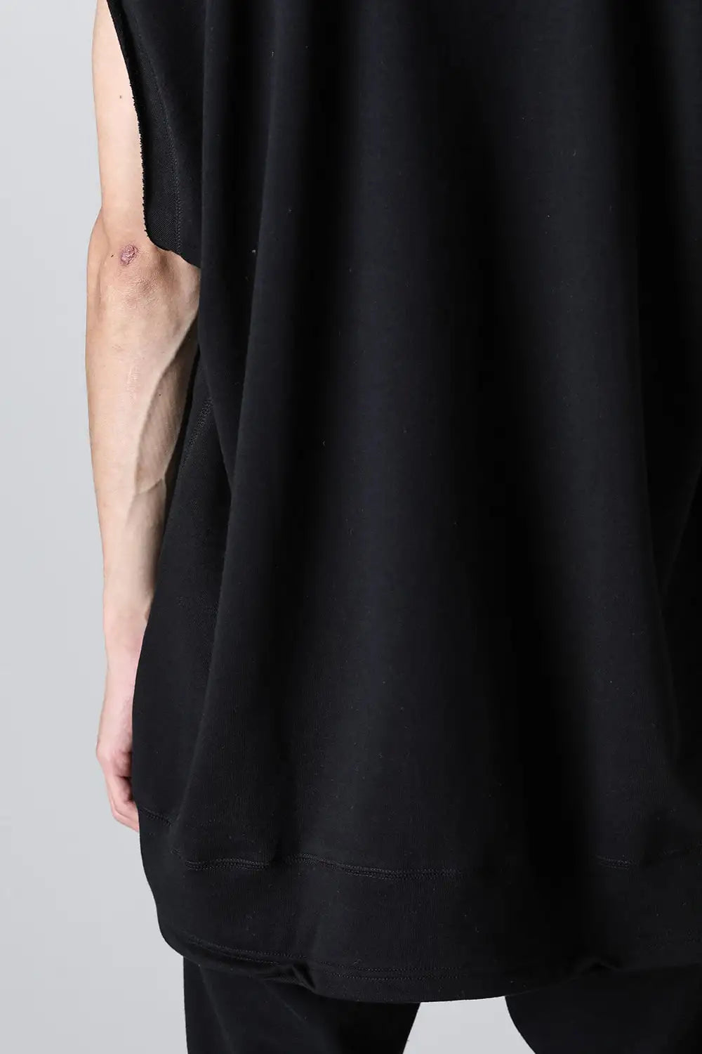 Oversized Sleeveless Sweat