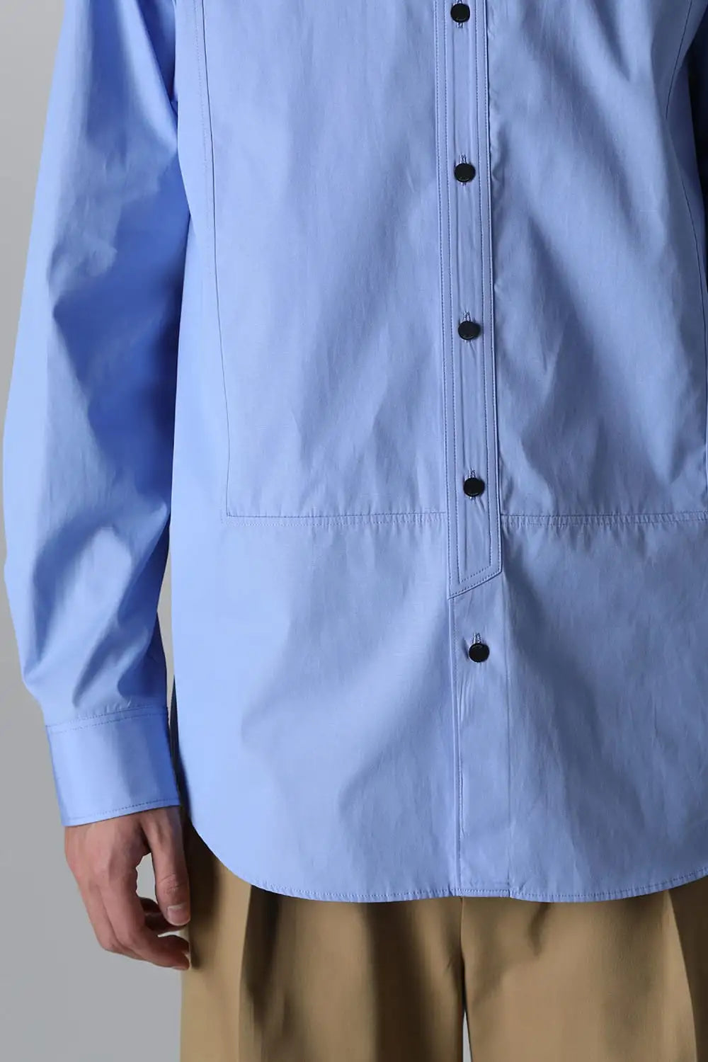 フロントパネルシャツウィズレザータブ Sax