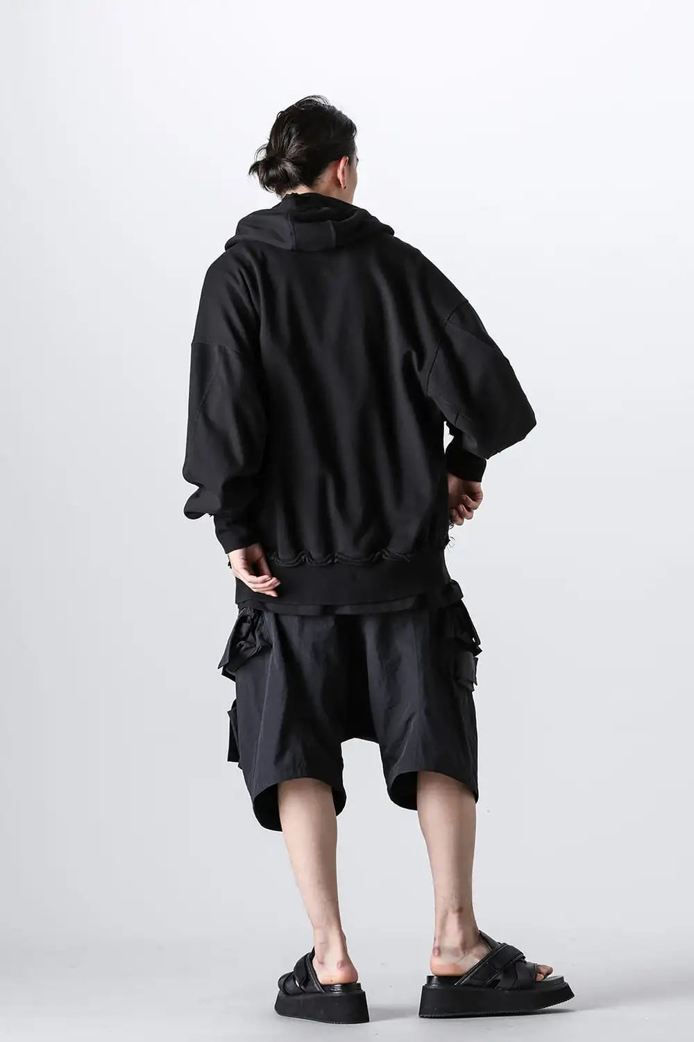 Nylon High Count Taffta Cargo Short Pants