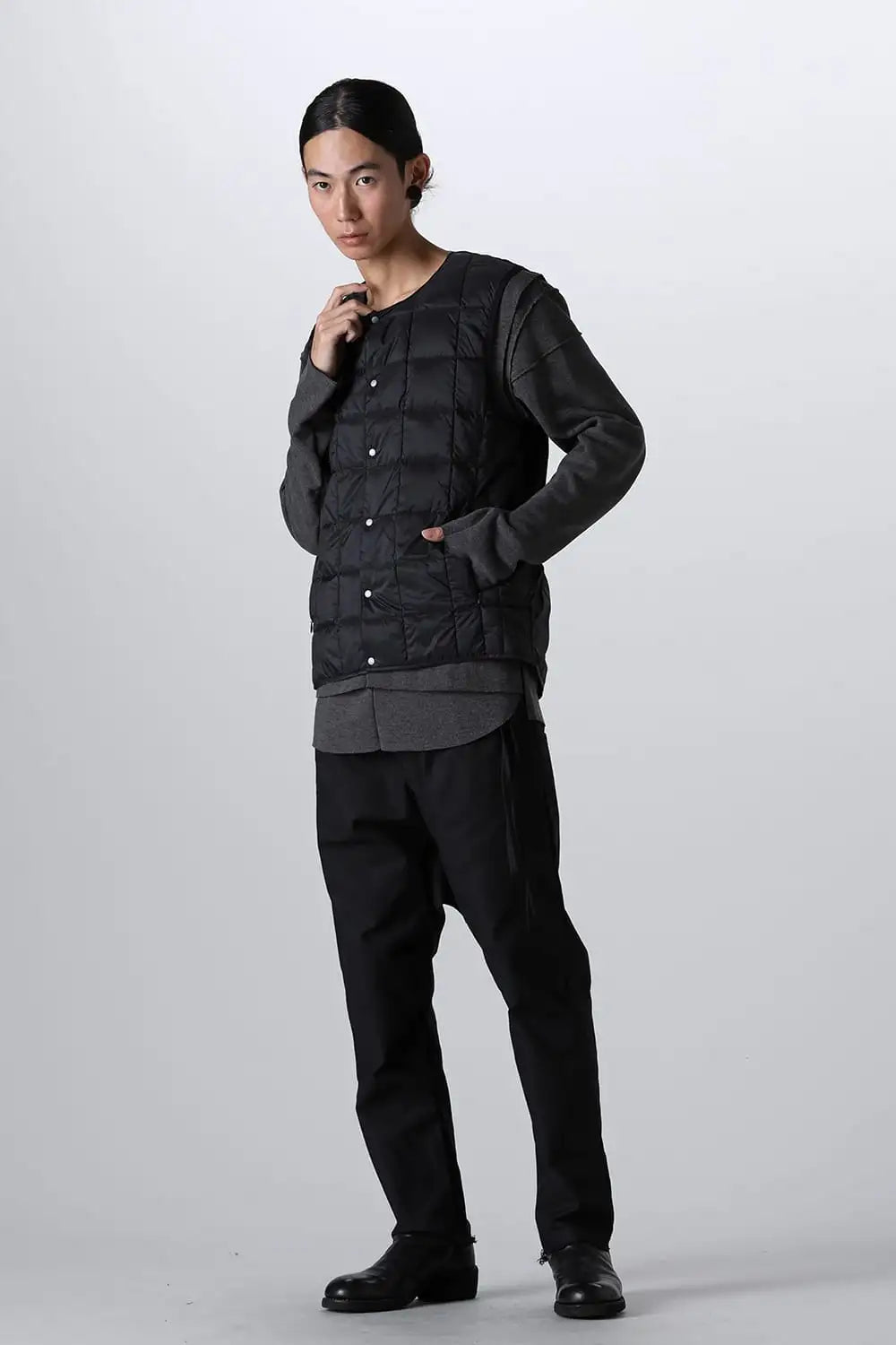 TAION × narifuri CREW NECK CYCLE DOWN VEST