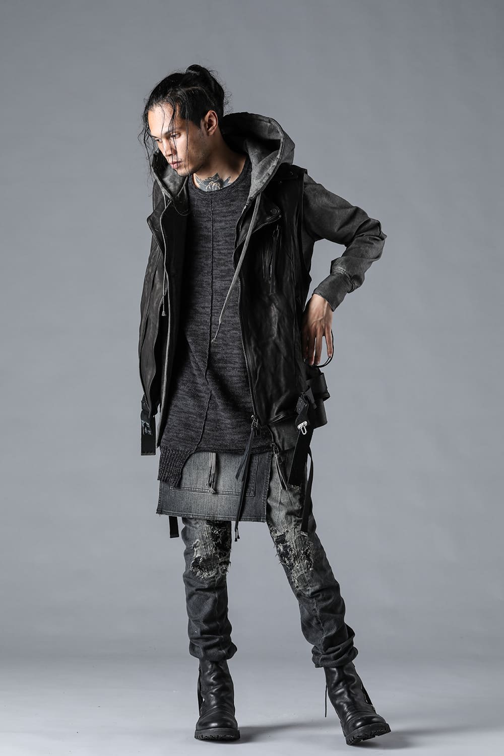 Ink-dyed Dense Knit Hooded Jacket
