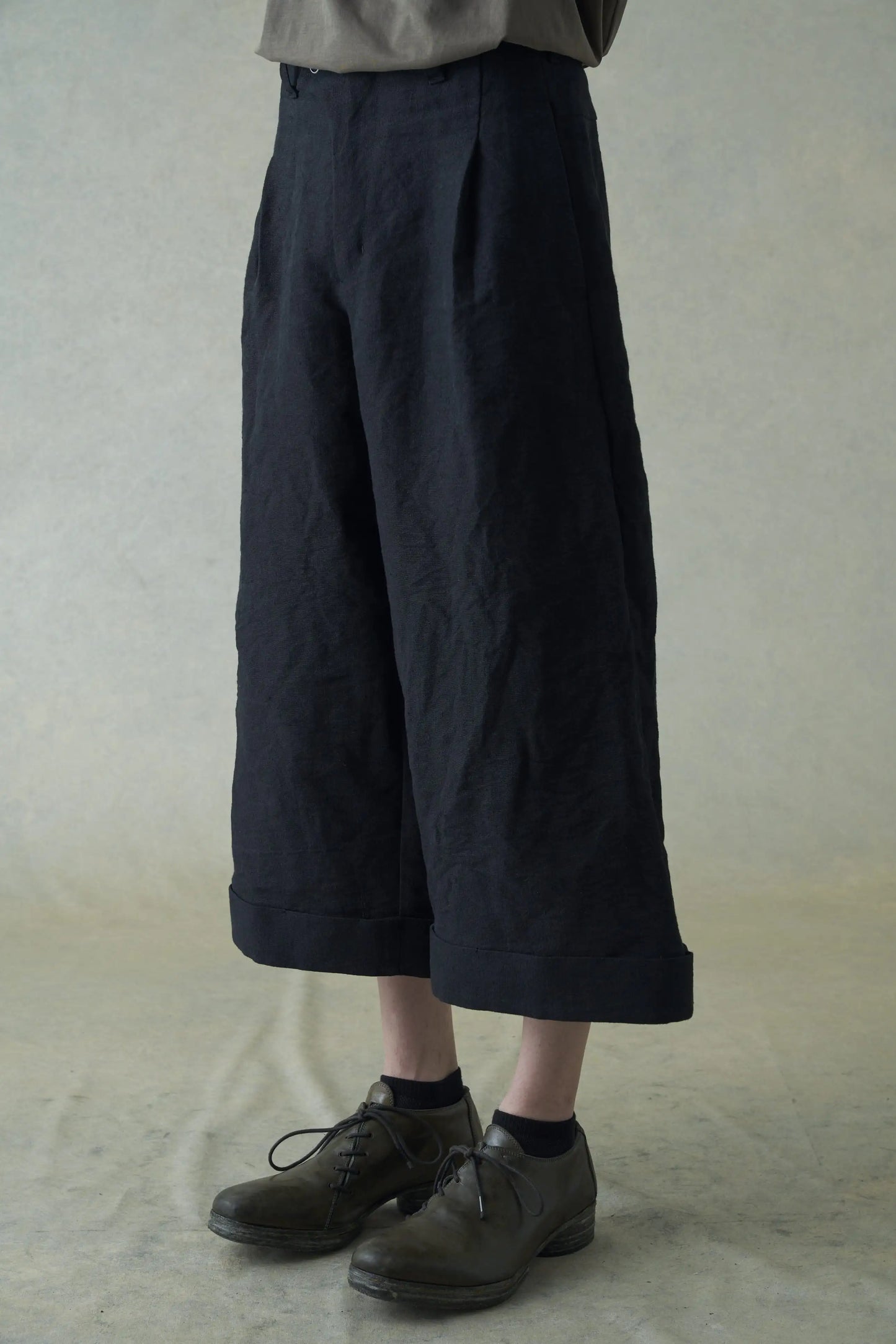 Cropped baggy pants linen / japanese paper