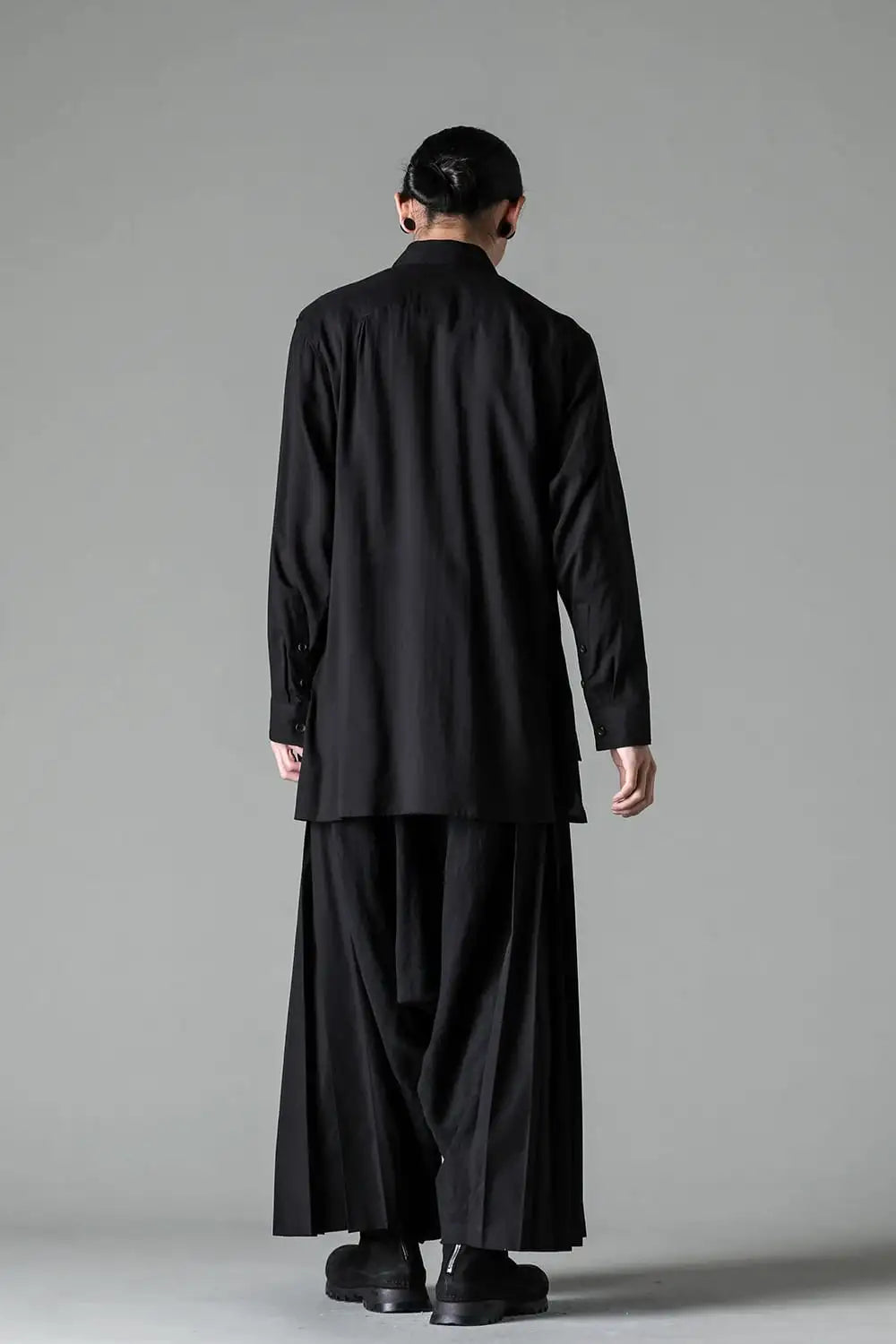 Same Color Stitch Pocket Blouse