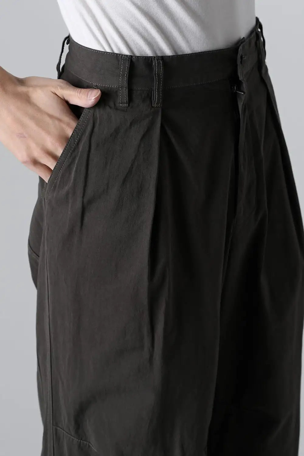 Dry Cotton Wide Trousers  Olive Drab