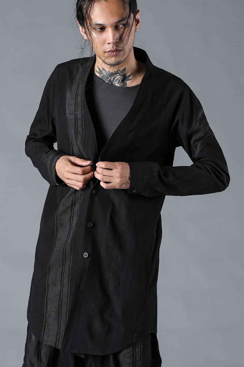 Cracked Random Stripe Jacquard Long Shirt