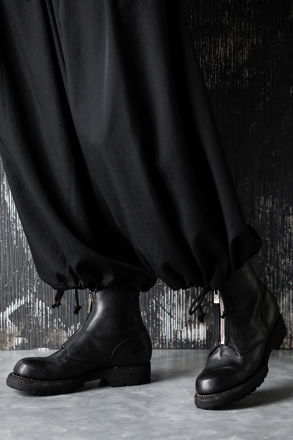 フロント ジップ ブーツ ビブラム ソール ホース クラッタ フルグレイン レザー