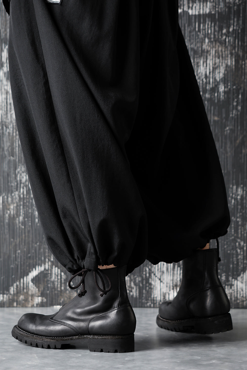 フロント ジップ ブーツ ビブラム ソール ホース クラッタ フルグレイン レザー