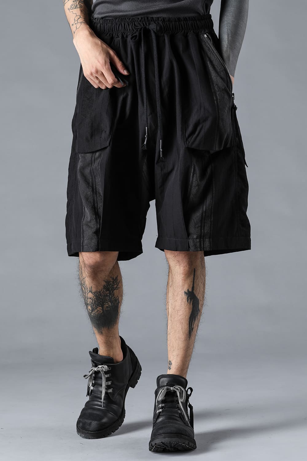 Crack Random Stripe Jacquard Baggy Shorts