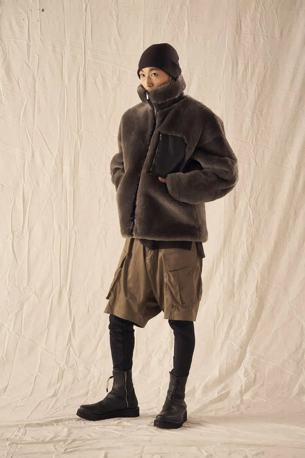 FASCINATE_THE R Limited Mouton Jacket Gray