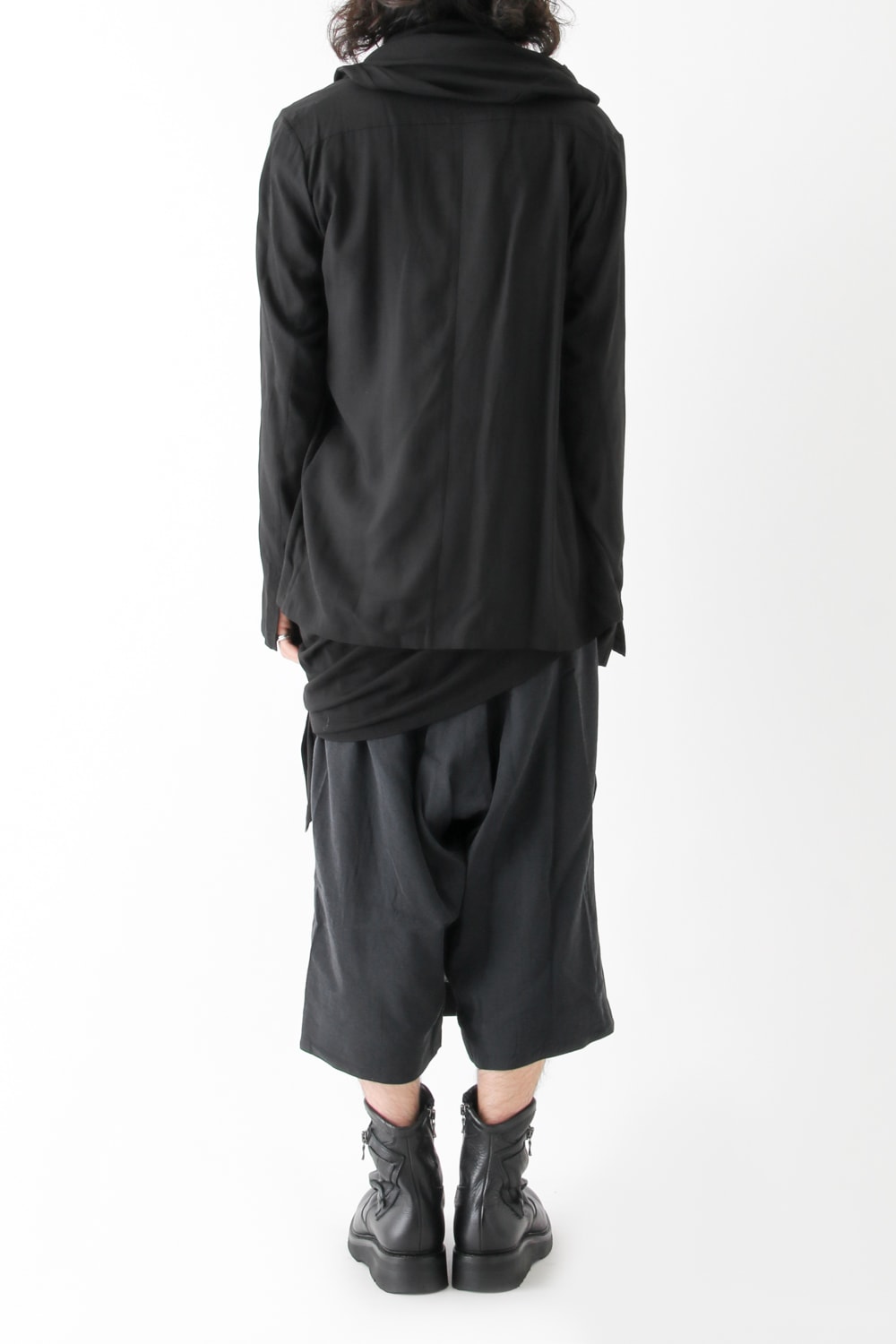 17PFW Shirring Hooded Robe