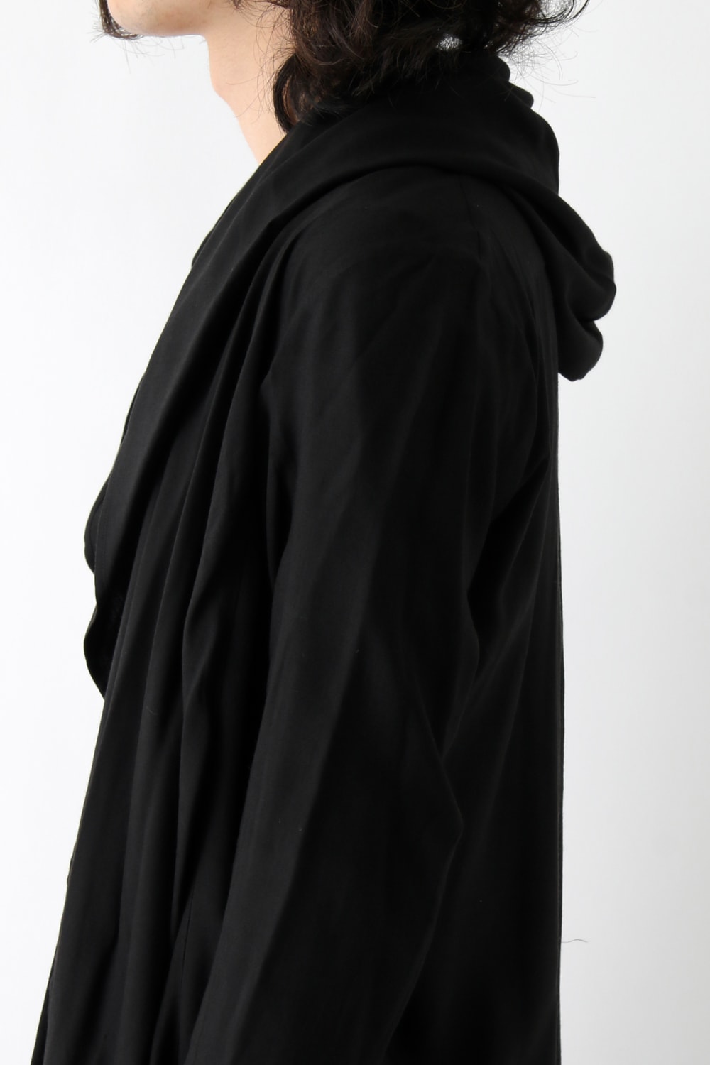 17PFW Shirring Hooded Robe