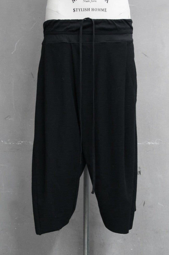 17PFW Tucked Baggy Pants