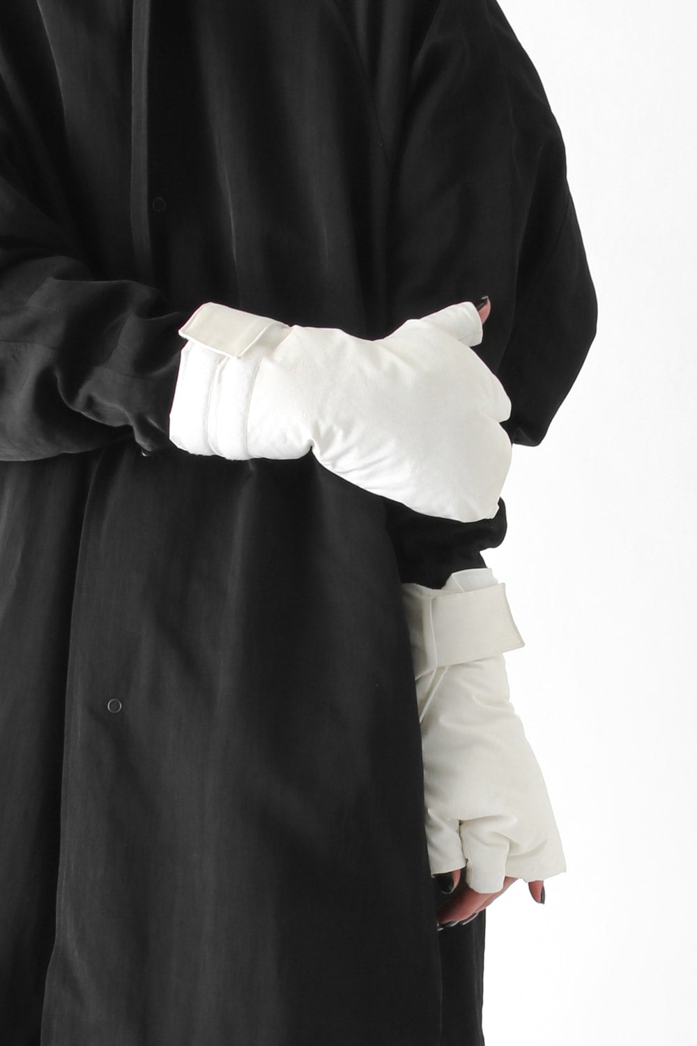 RANDOM FINGERLESS GLOVES