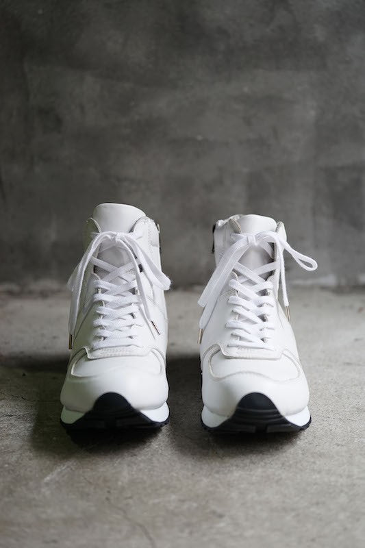 The Viridi-anne  16SS Mid Cut Sneakers WHITE