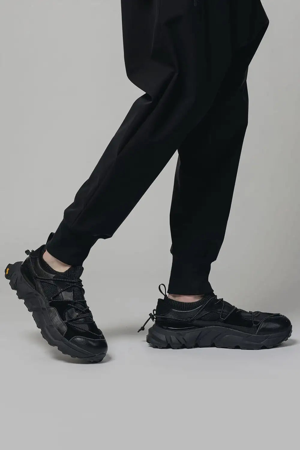 Water-Repellent Ribed Pants  Black