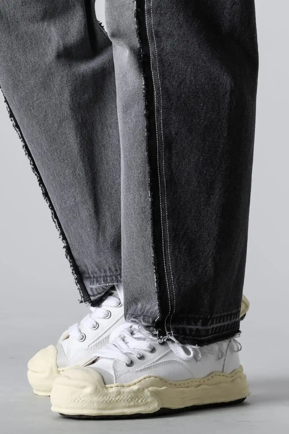 HANK- Original sole sneaker LOW Cut canvas Vintage like Sole White