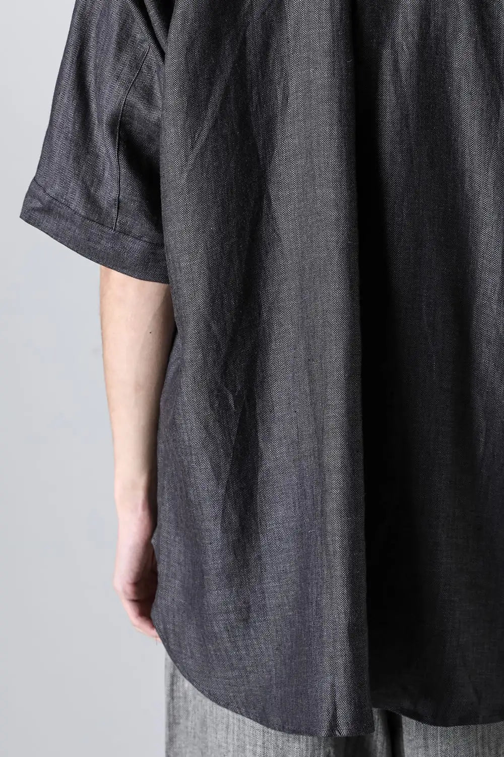 SHORT SLEEVE SHIRT	Linen Herringbone BLACK×DK GREY