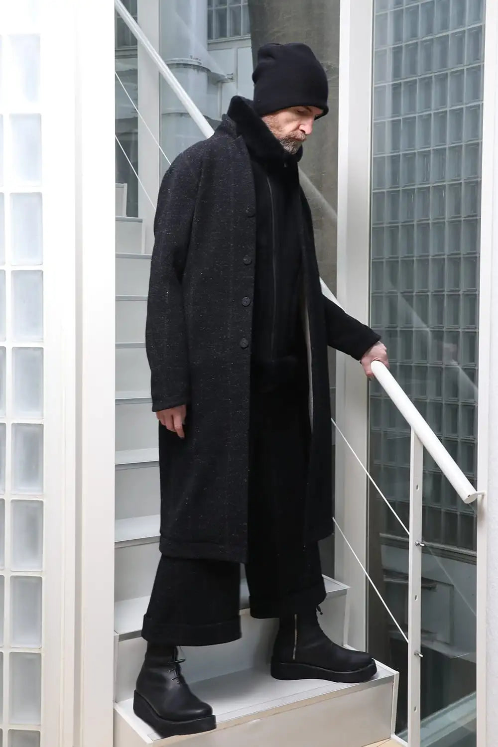 High neck  Vest Sheep Skin Black