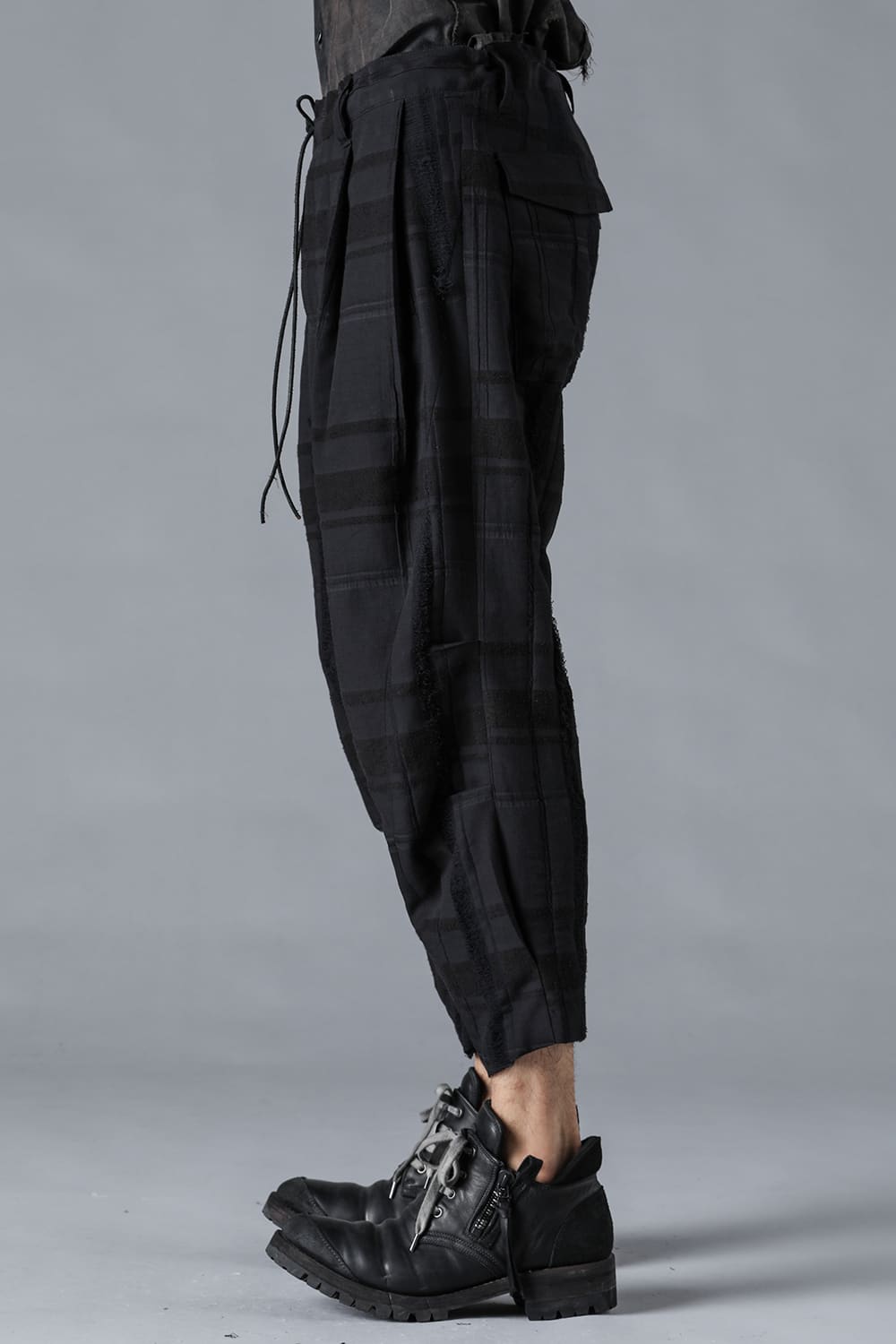 Check Jacquard Wide Cropped Pants