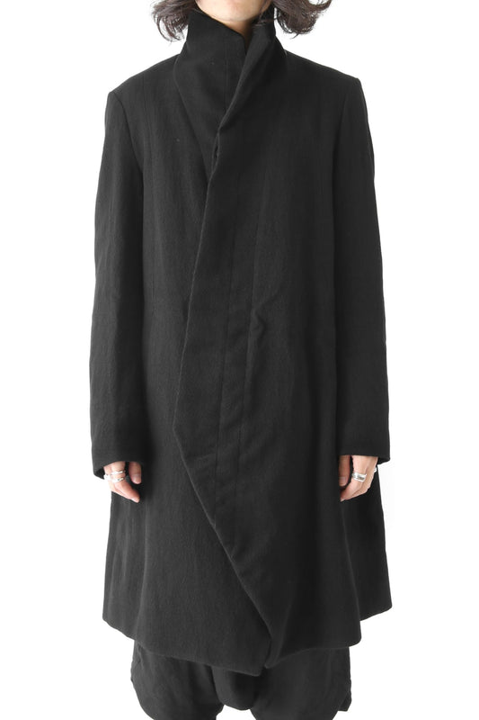 SEAMED EDGE COAT