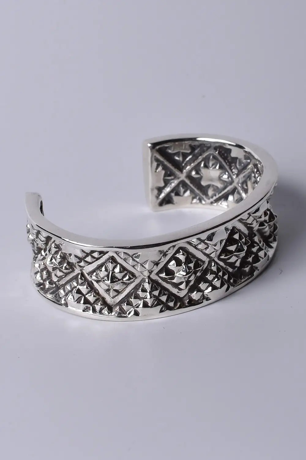 Element of instinct 4 Bangle