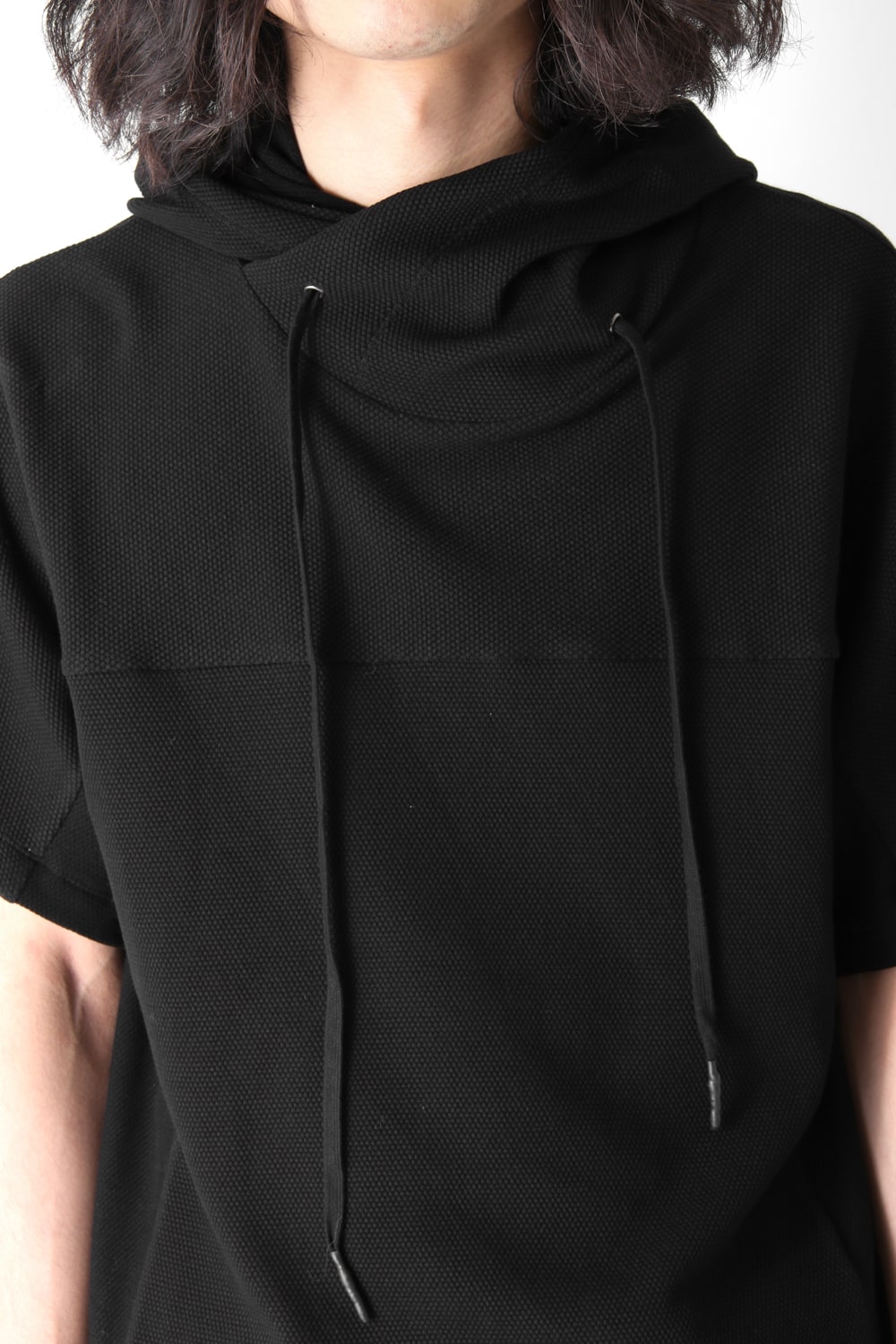 ROUND HOODIE - JULIUS