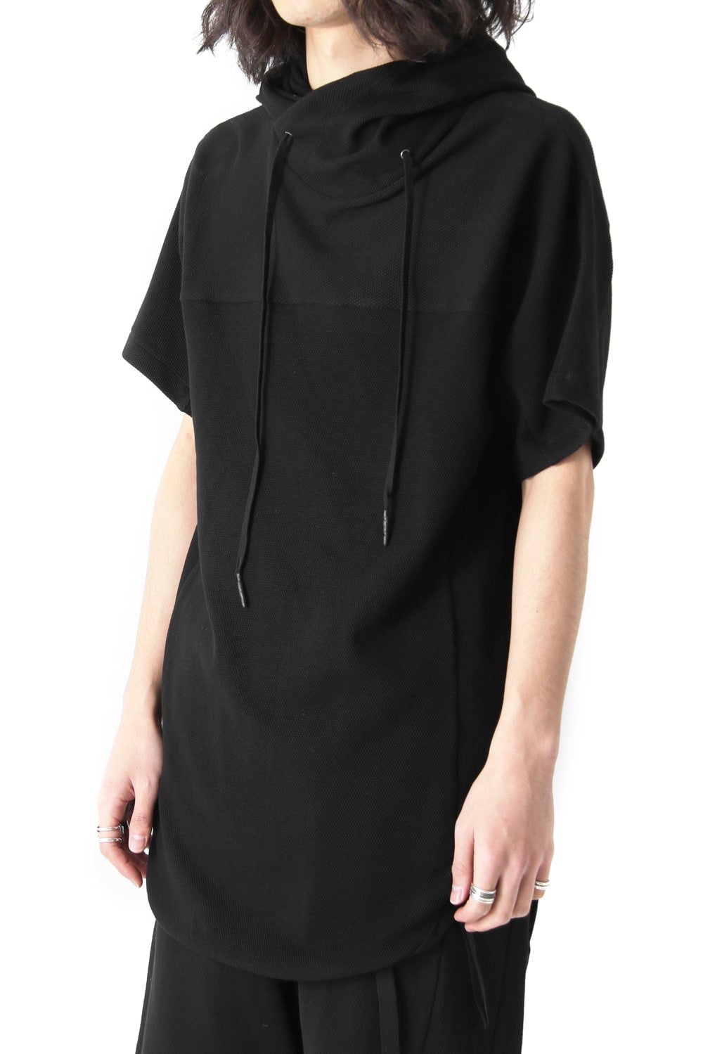 ROUND HOODIE - JULIUS