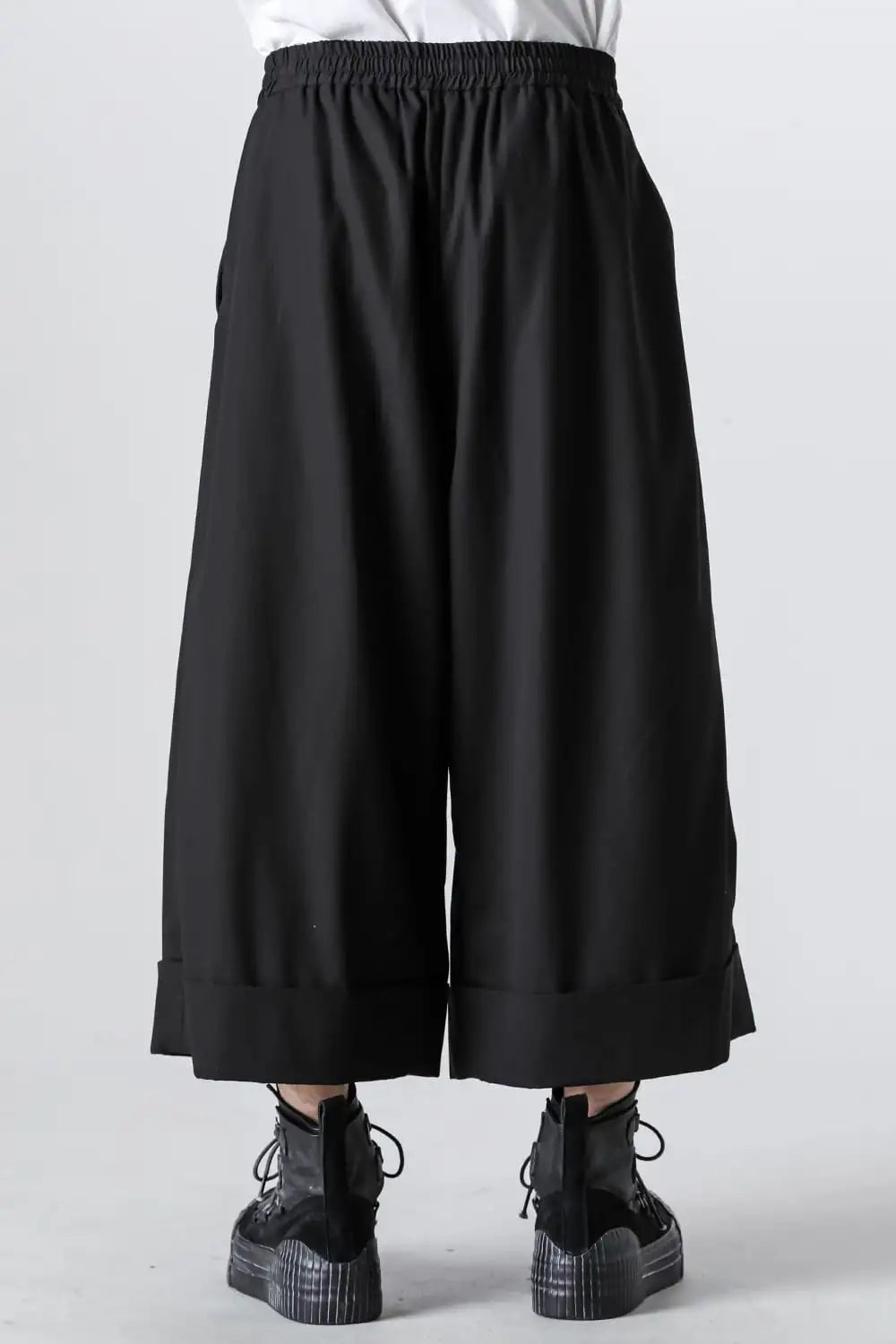 Baggy cropped pants 60/2 cotton gabardine