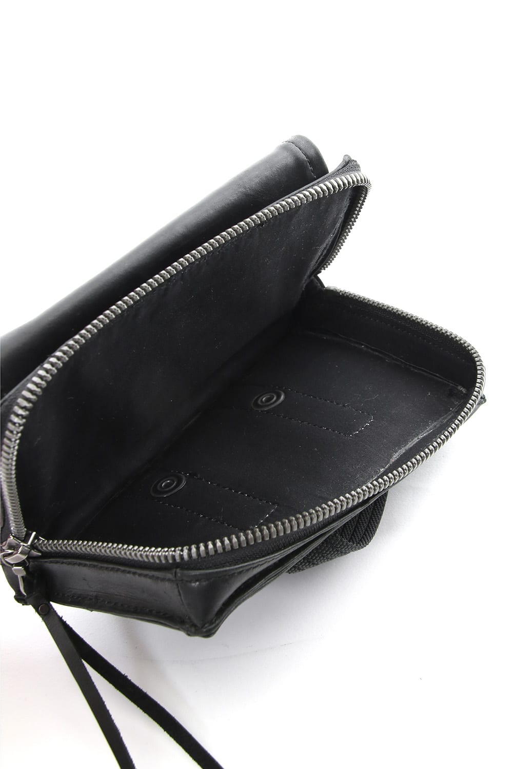 ATTACHMENT POUCH