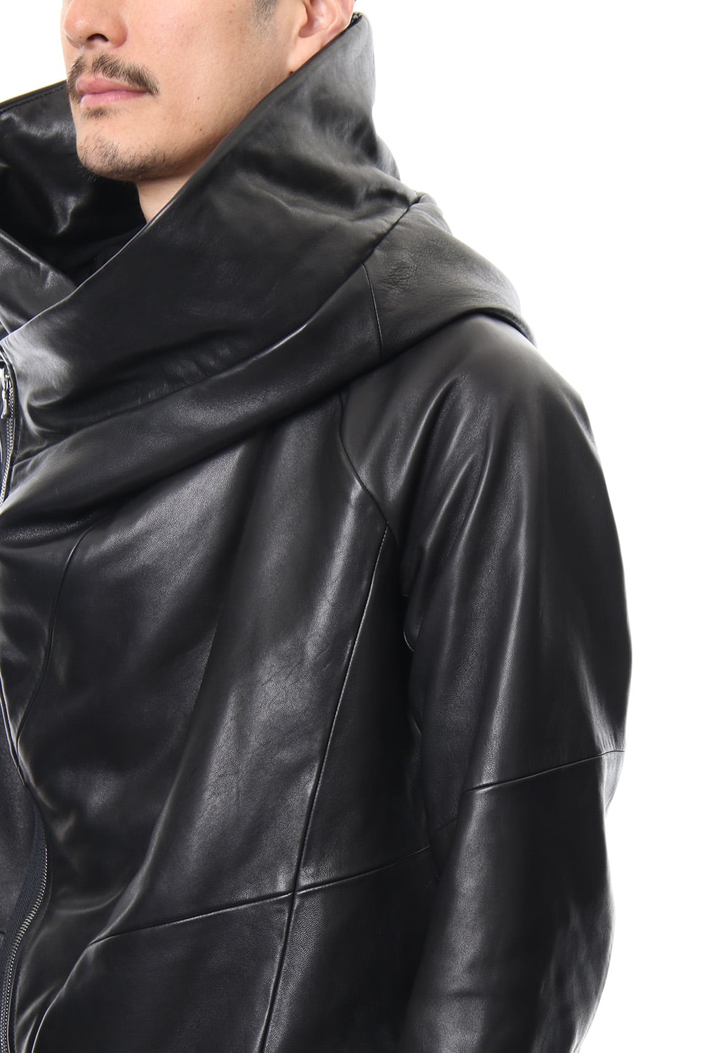 SEAMED HOODED JACKET