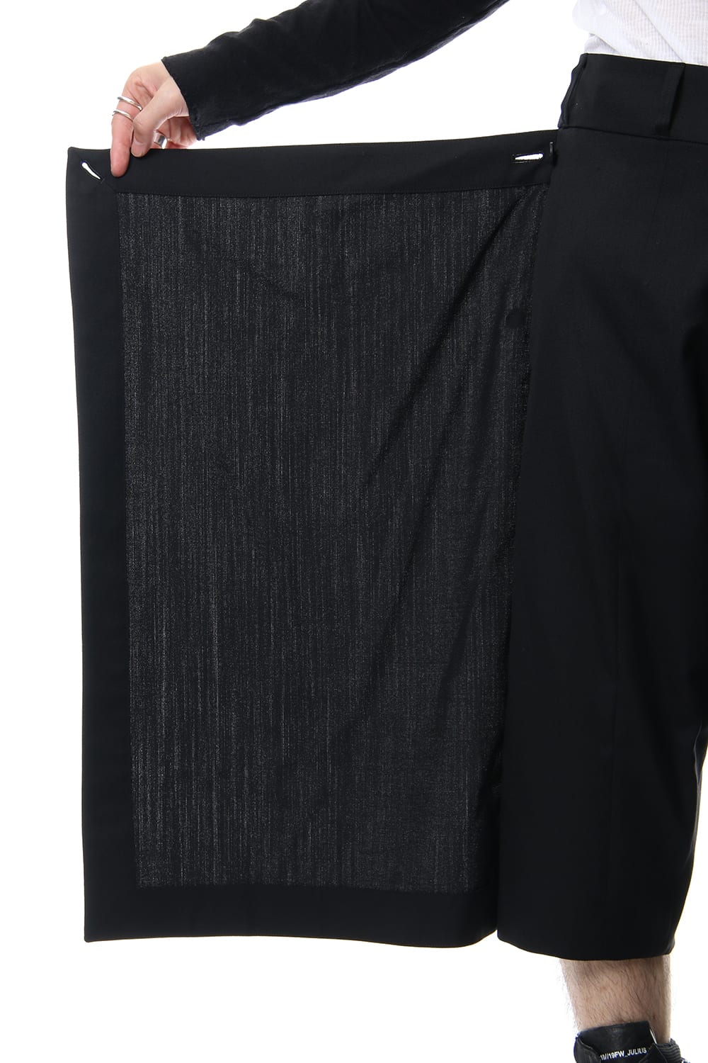 ATTACHED SKIRT TROUSERS Black