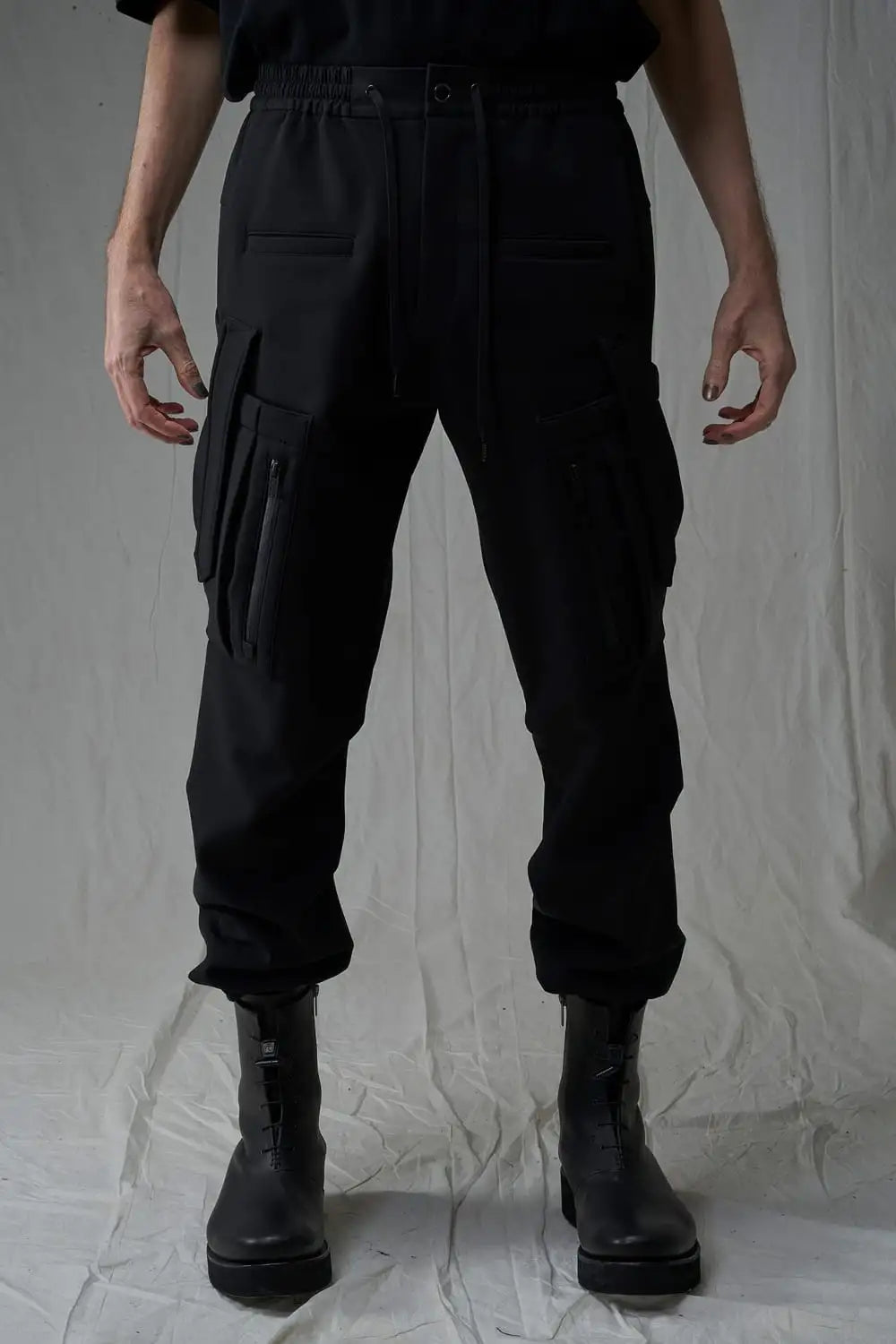 devoa-2425aw-2items-30-AS-02132024