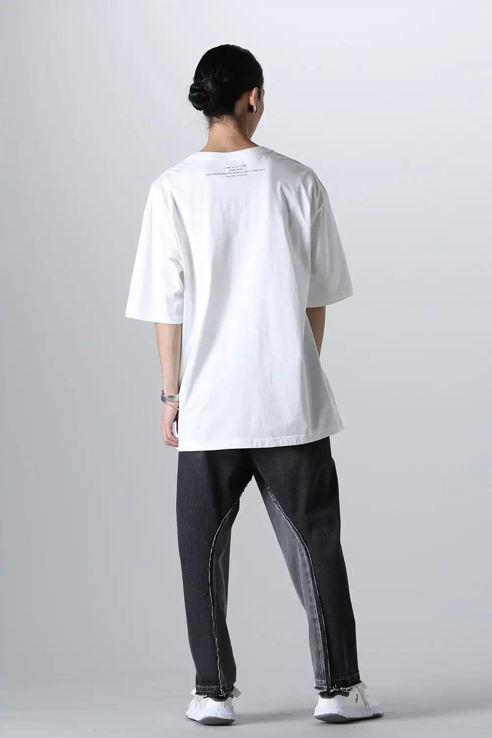 lonely souls. (oversized s/s pocket tee) White