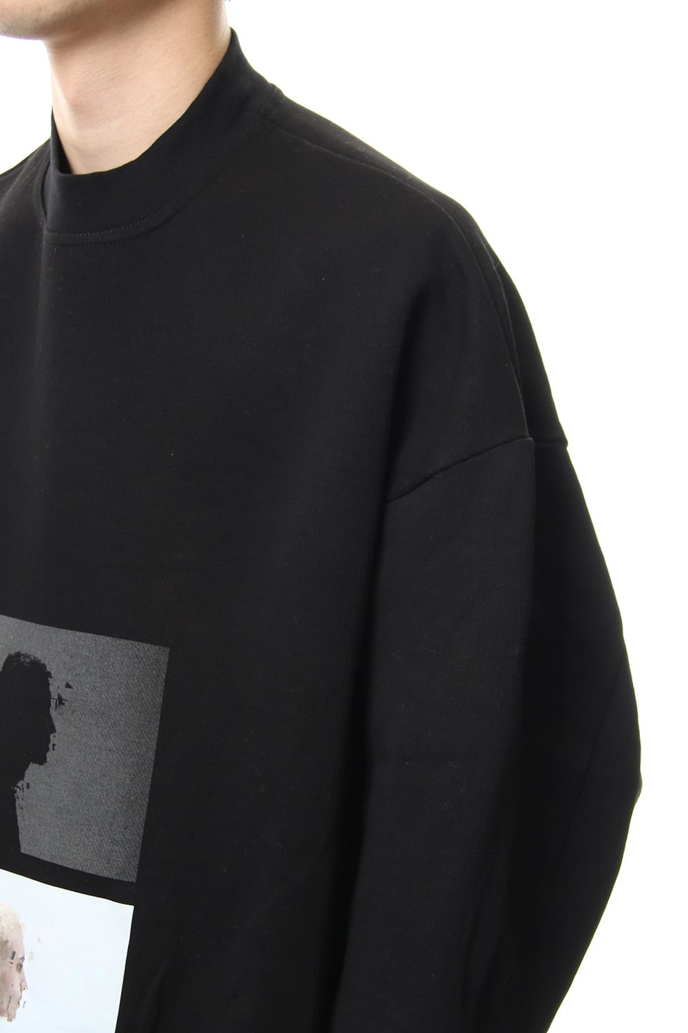 SEAMED SLEEVE PRINT SWEATSHIRT Black