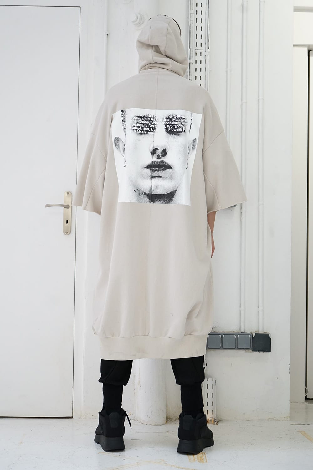 PRINT EXTRA BIG ZIP HOODIE Beige