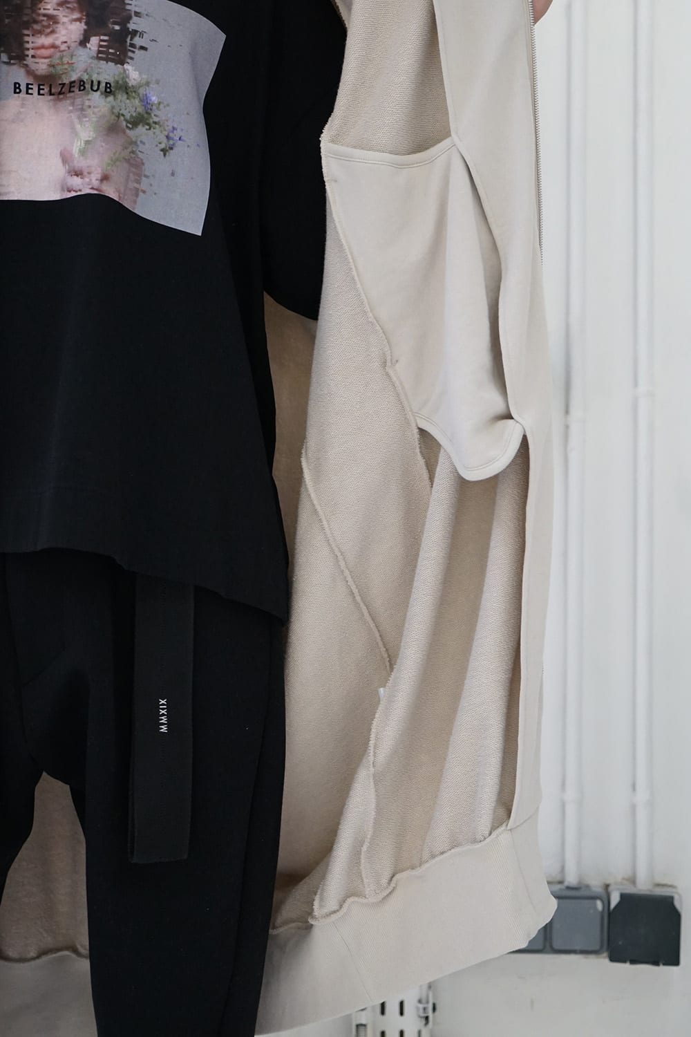 PRINT EXTRA BIG ZIP HOODIE Beige